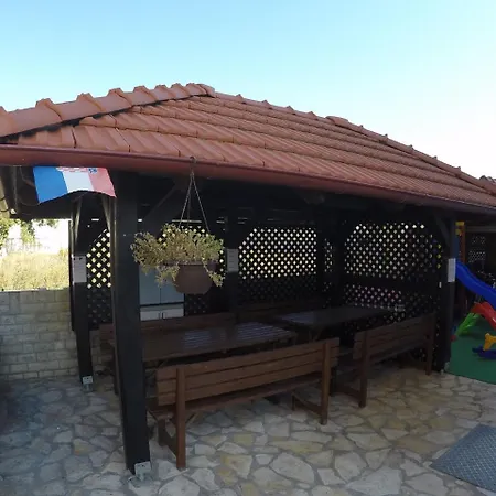 Jannine Apartman Biograd na Moru